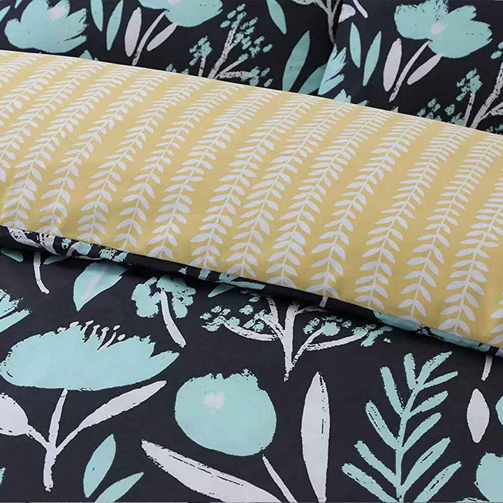 Easy care polycotton botanic duvet cover set