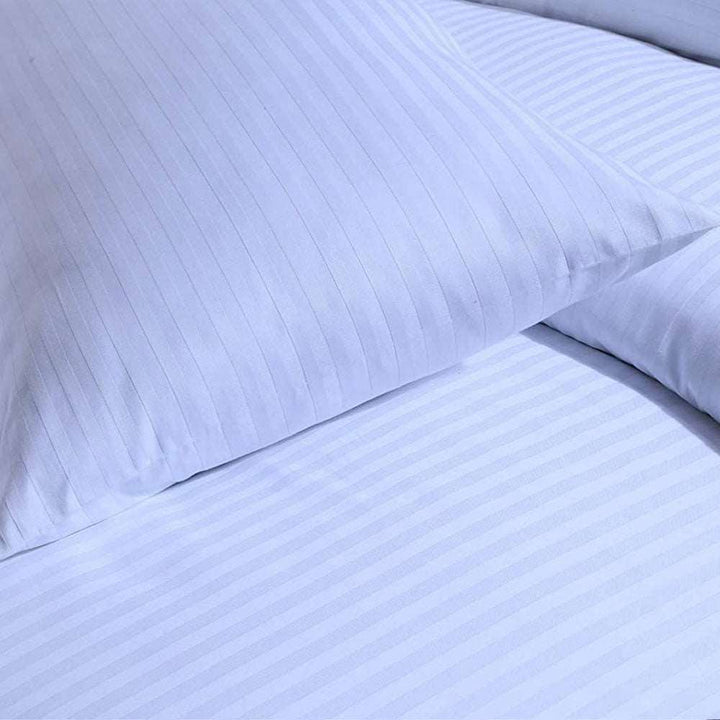 Premium Cotton Sateen Duvet Quilt Cover Set With Pillow Cases - White
