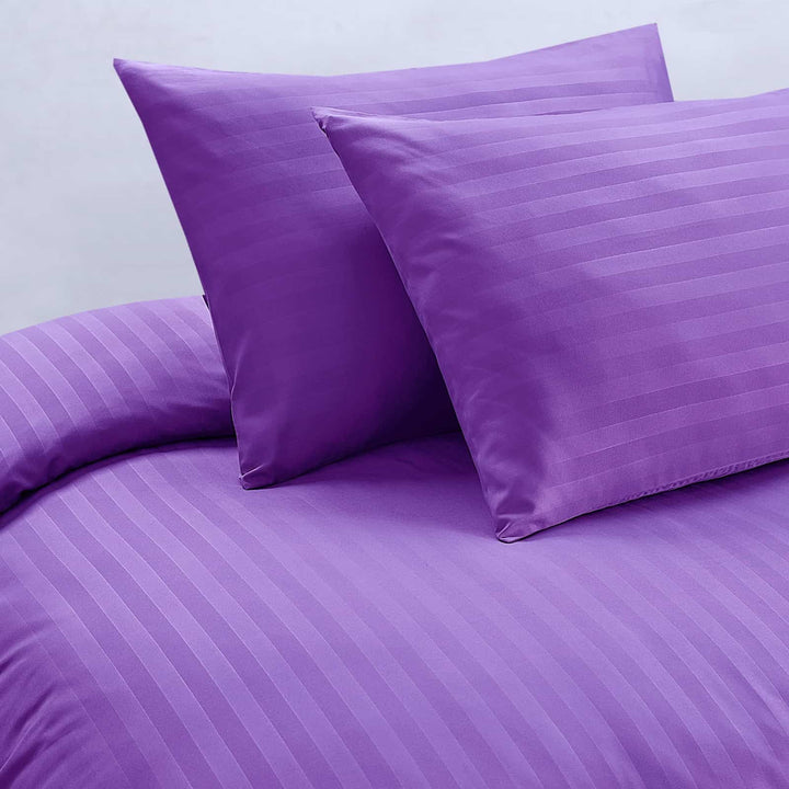 Premium quality striped bed linen set