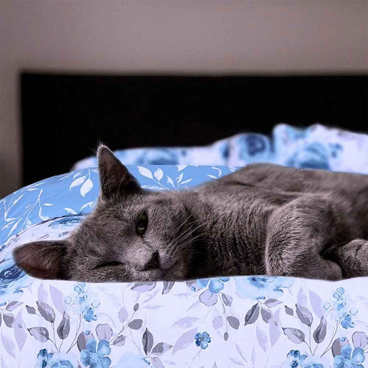 breathable cotton bedding with blue rose design