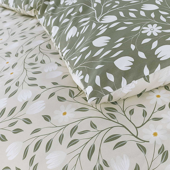 complete bedding set with fitted bed sheet and duvet cover