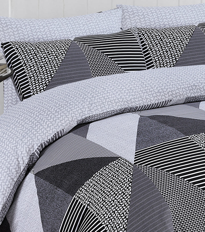 grey triad duvet cover set for king size bed