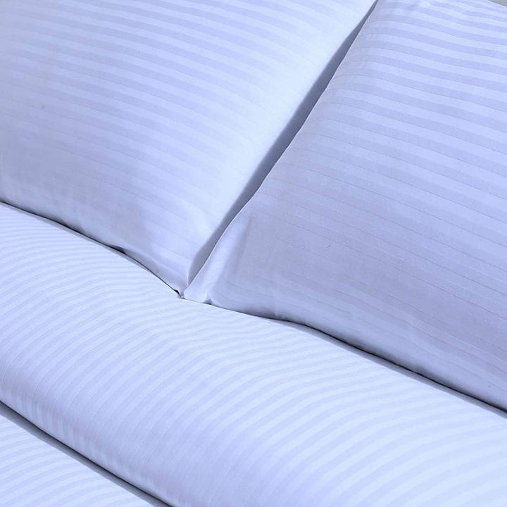 Soft 300 Thread Count Cotton Sateen Duvet Cover with Pillowcases